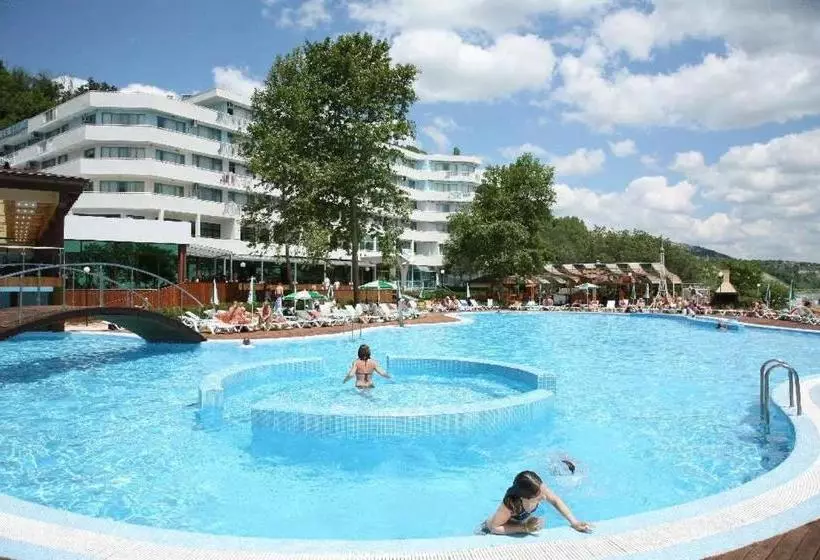 هتل Arabella Beach