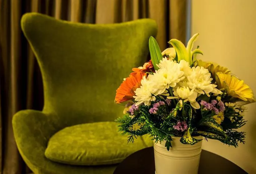 هتل Best Western Petaling Jaya