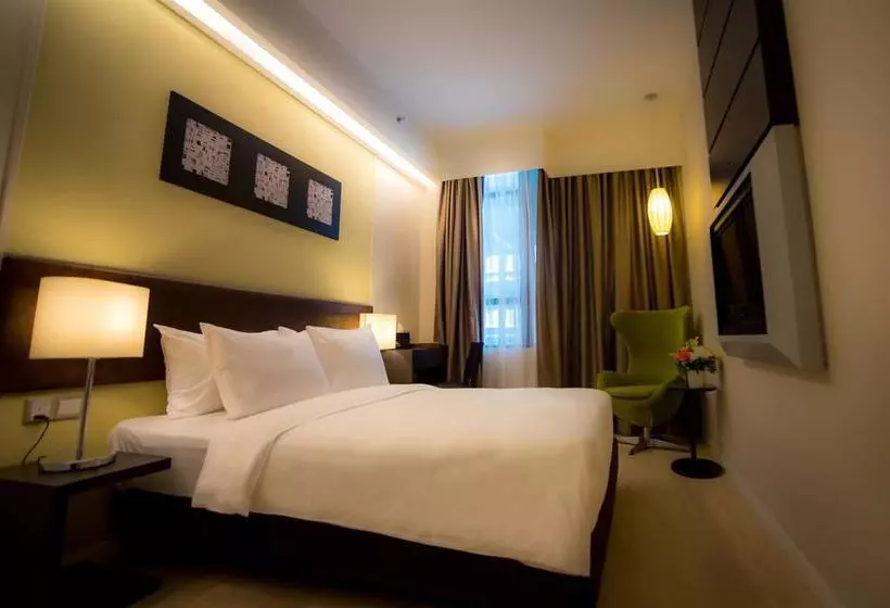 هتل Best Western Petaling Jaya