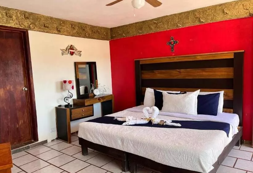 هتل Casona De Las Aves