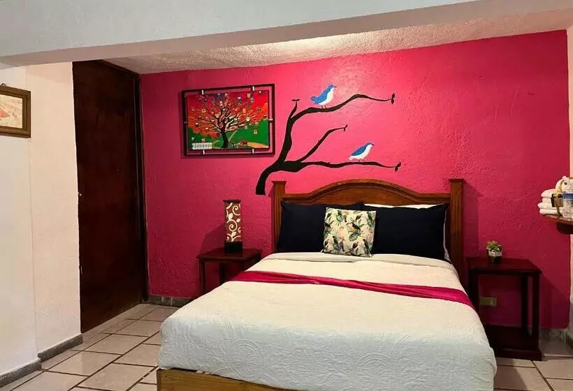 هتل Casona De Las Aves