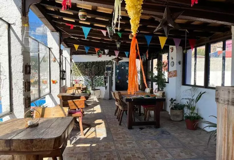 هتل Casona De Las Aves