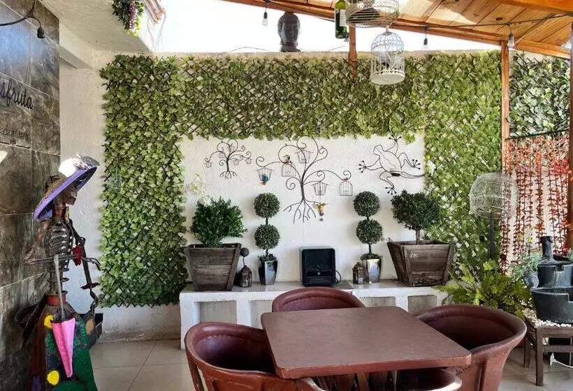 هتل Casona De Las Aves