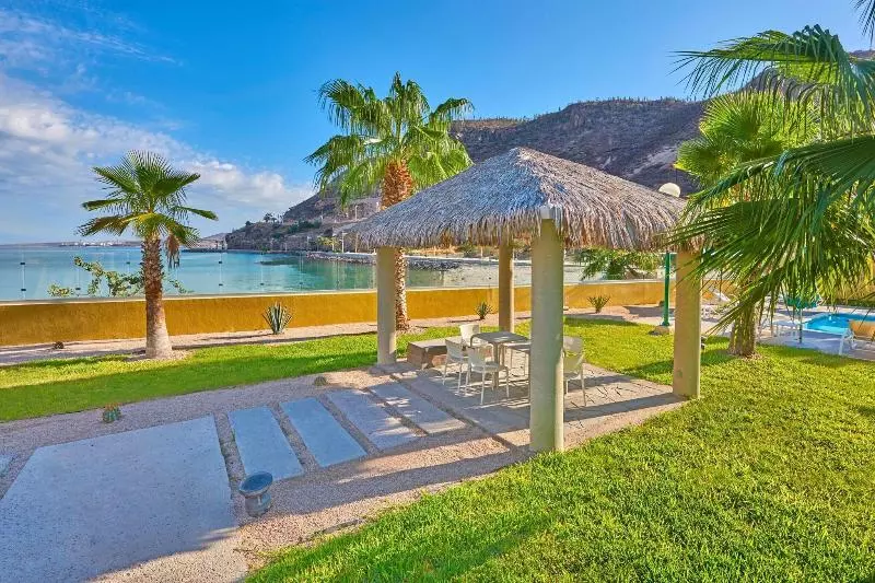 فندق City Express By Marriott La Paz