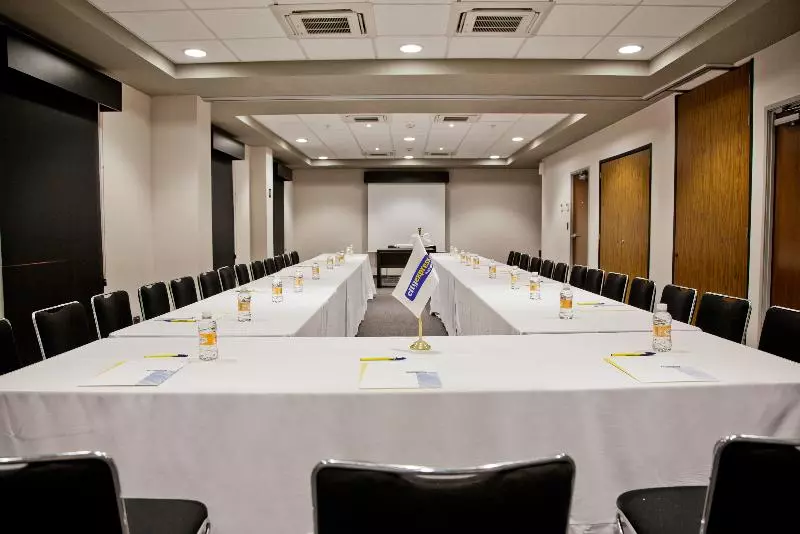 فندق City Express By Marriott La Paz