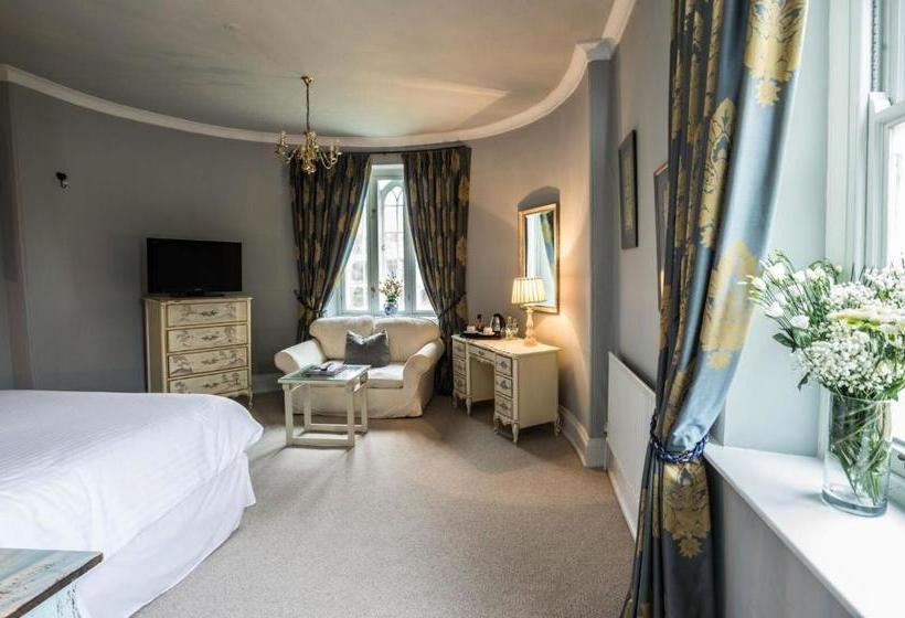 Отель Cockliffe House