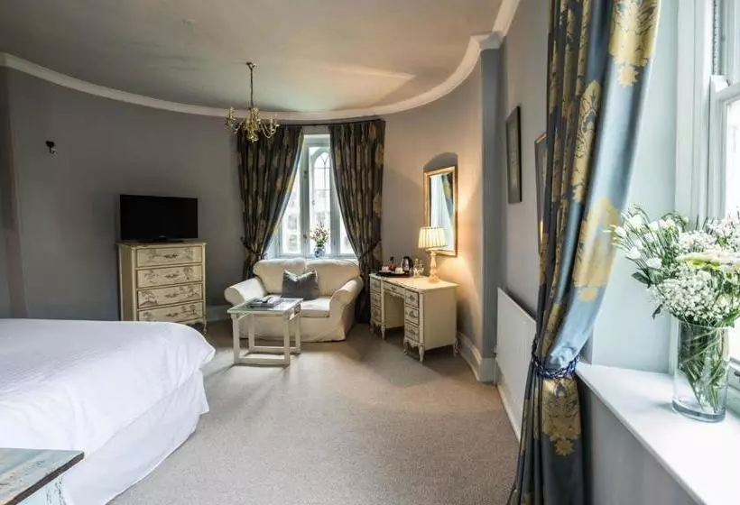 ホテル Cockliffe House