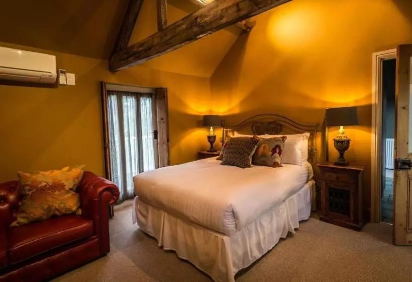 ホテル Cockliffe House