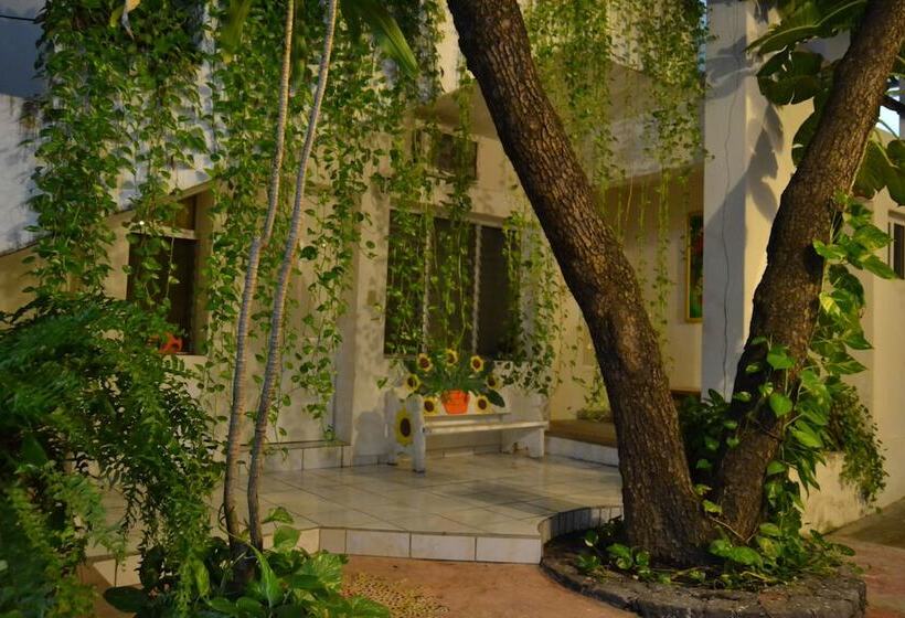 فندق Concierge Plaza San Rafael