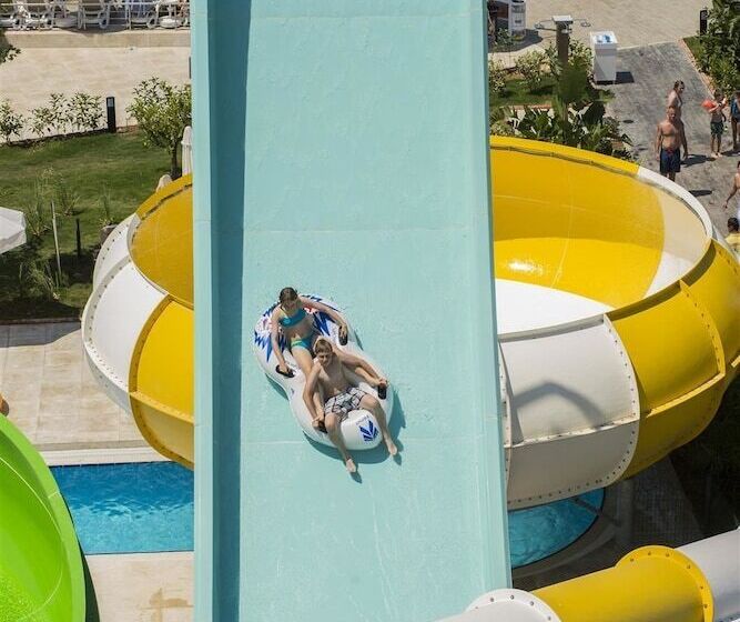 Dream World Aqua Hotel - All Inclusive