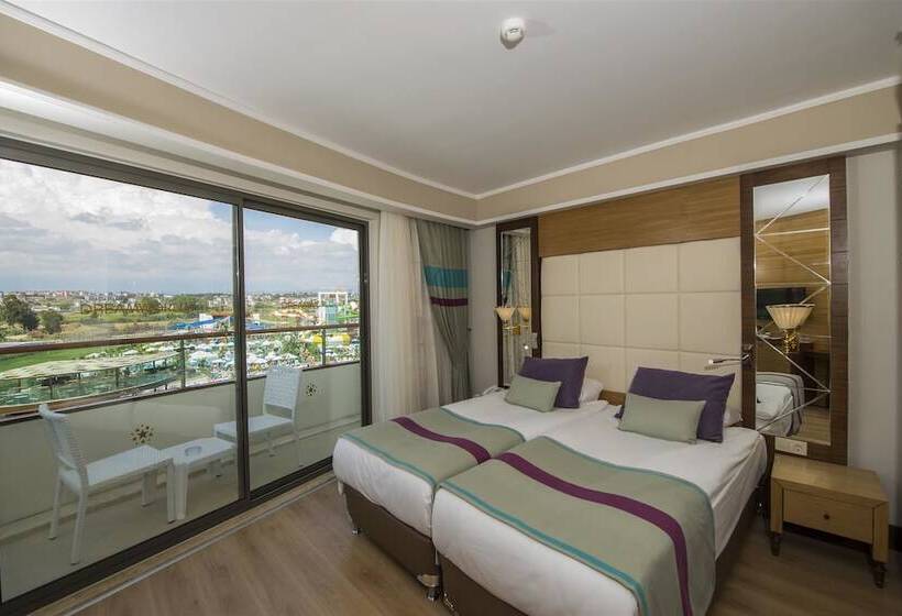 Dream World Aqua Hotel - All Inclusive