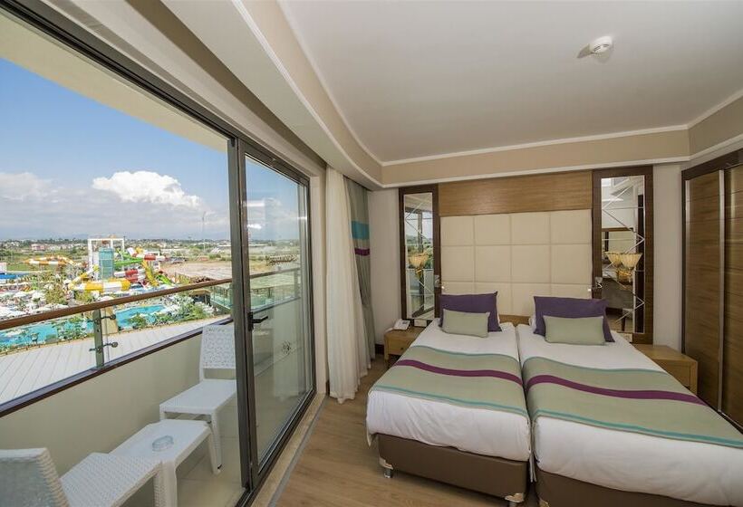 Dream World Aqua Hotel - All Inclusive