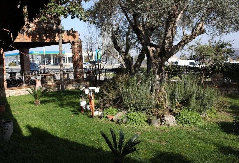 בית מלון כפרי Iliada