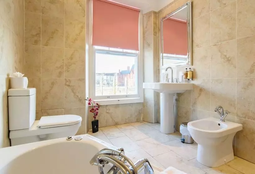 酒店 Jolyon S Boutique