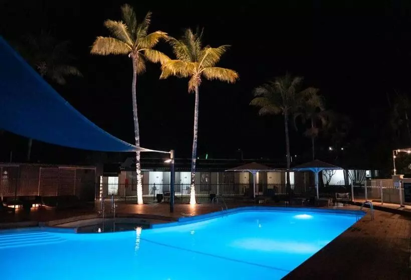 هتل Karratha International