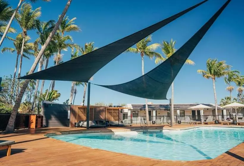 هتل Karratha International