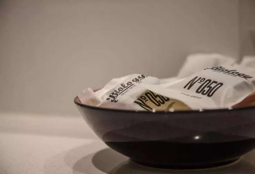 هتل Karratha International