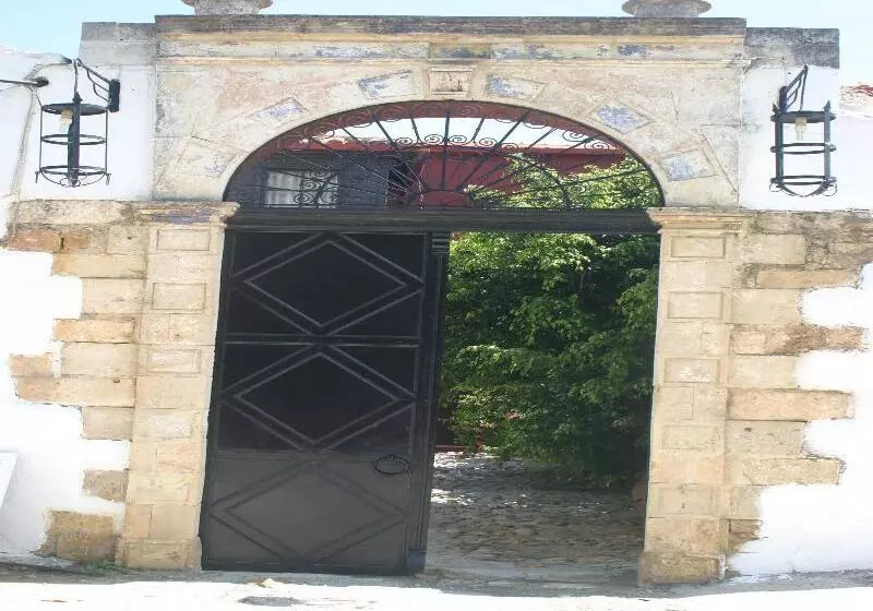 Отель Oasis Guesthouse