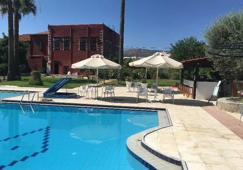 Отель Oasis Guesthouse