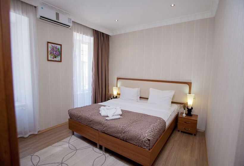 فندق Rustaveli Palace