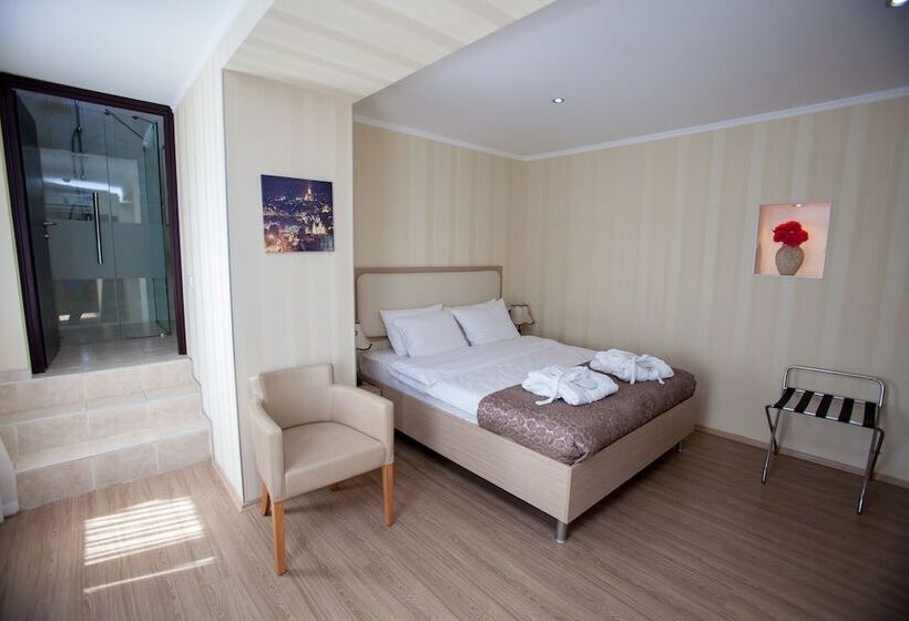 فندق Rustaveli Palace