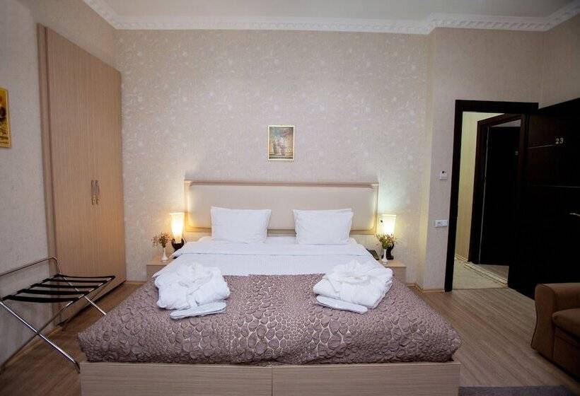 فندق Rustaveli Palace