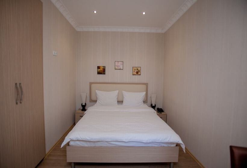 فندق Rustaveli Palace