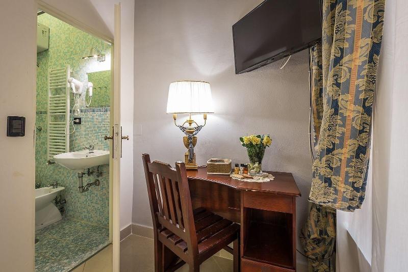 هتل Veneto Con Accesso Ztl