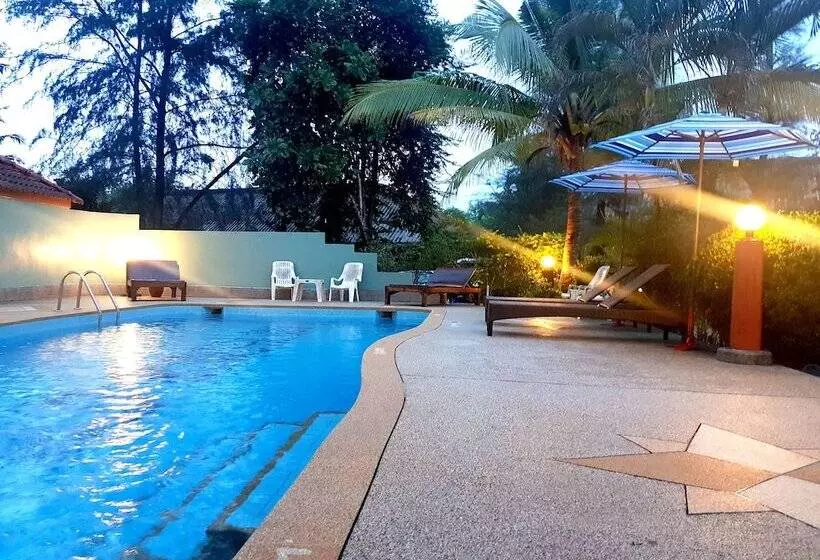 Mild Garden View Resort