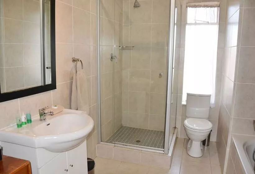 Пансион Golfer's Lodge