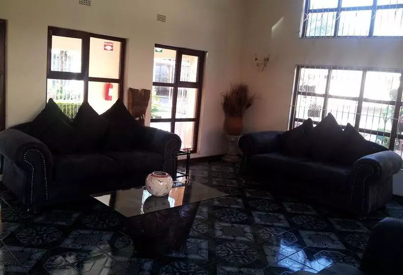 پانسیون Daisy's Guest House