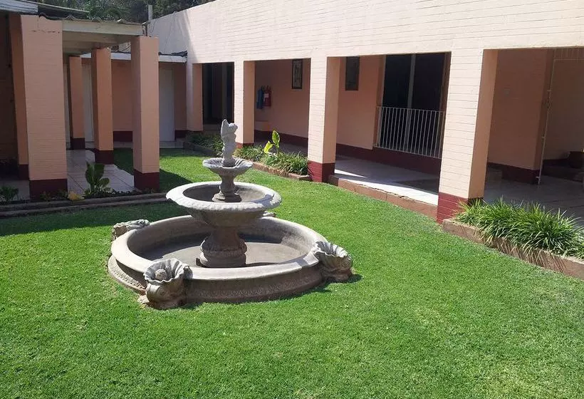 پانسیون Daisy's Guest House