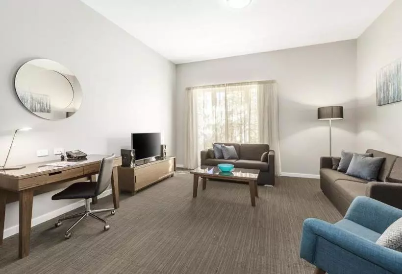 Quest Albury On Townsend