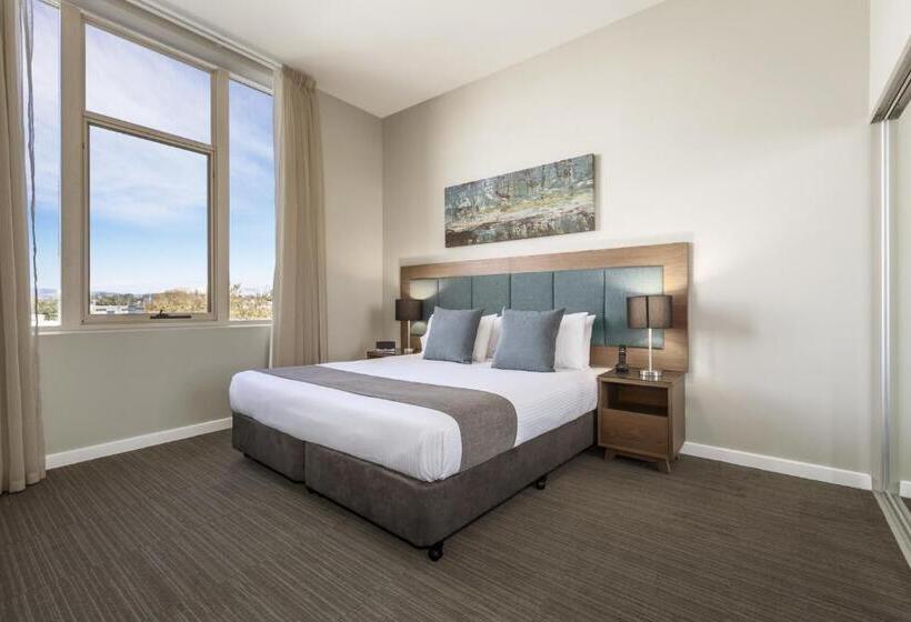 Quest Albury On Townsend