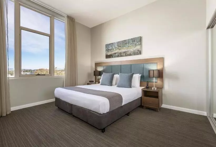 Quest Albury On Townsend