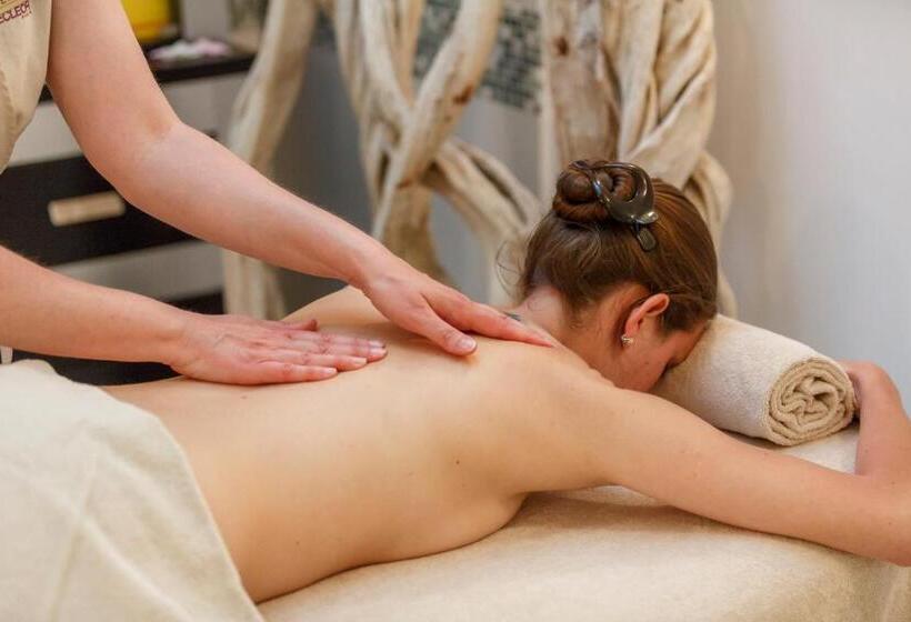 レジデンス Villa Romana Fréjus