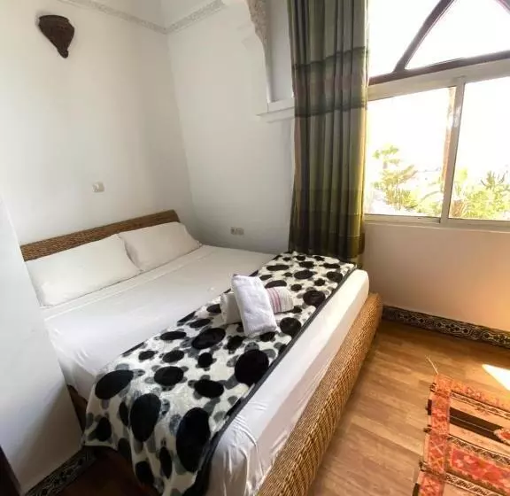 리아드 Ryad Du Pêcheur Safi