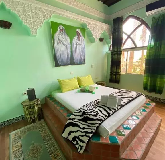 리아드 Ryad Du Pêcheur Safi