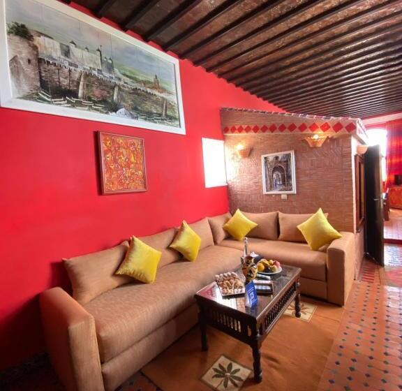 리아드 Ryad Du Pêcheur Safi