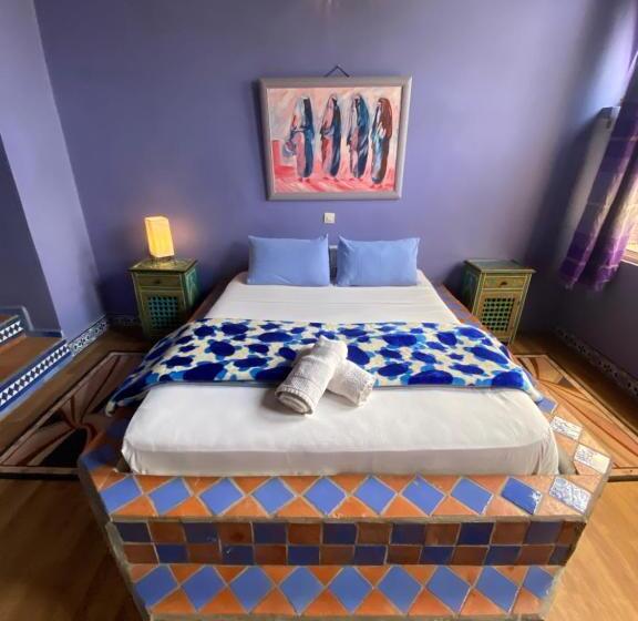 리아드 Ryad Du Pêcheur Safi