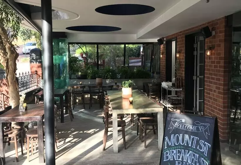 Riverview On Mount Street