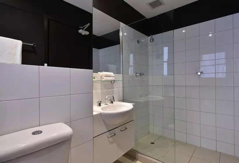 Riverview On Mount Street