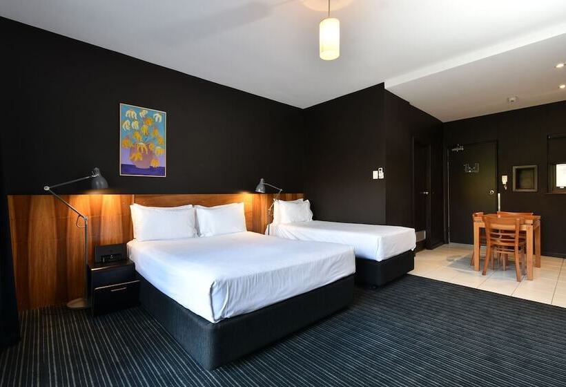 Riverview On Mount Street