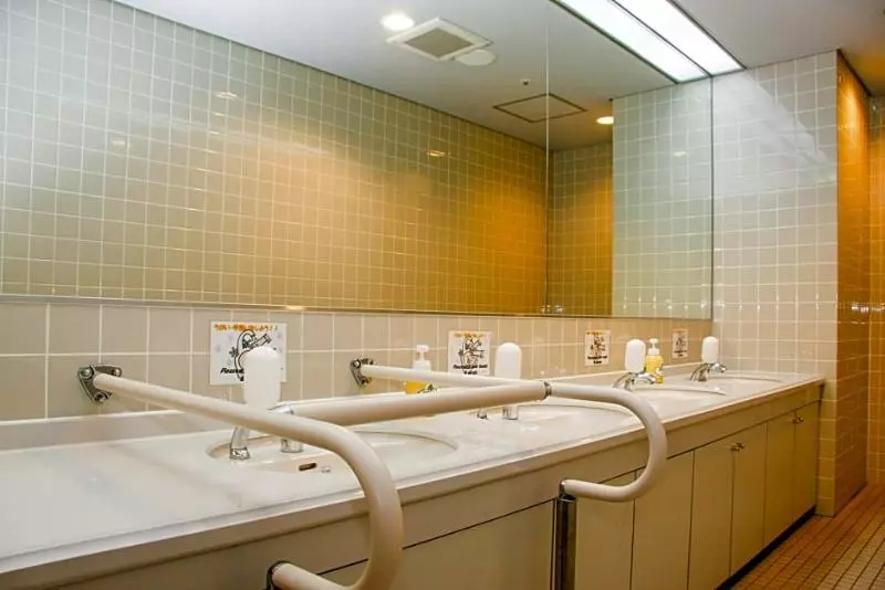 Shin Osaka Youth Hostel