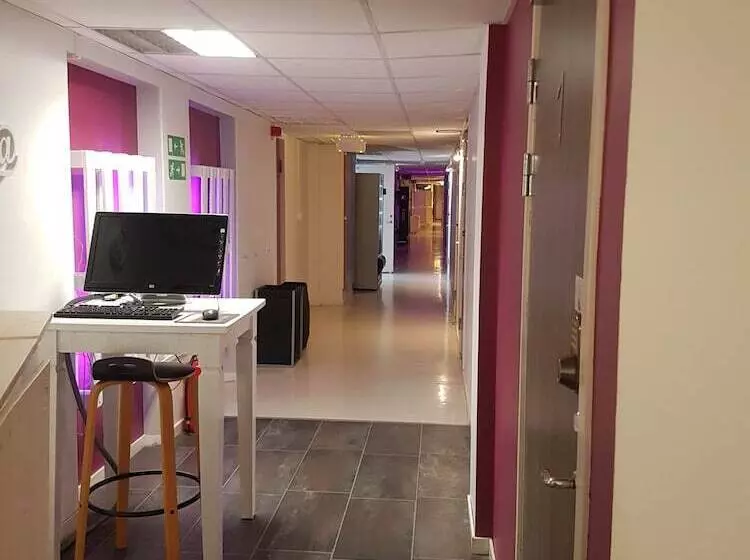 ホテル Crafoord Place   Hostel