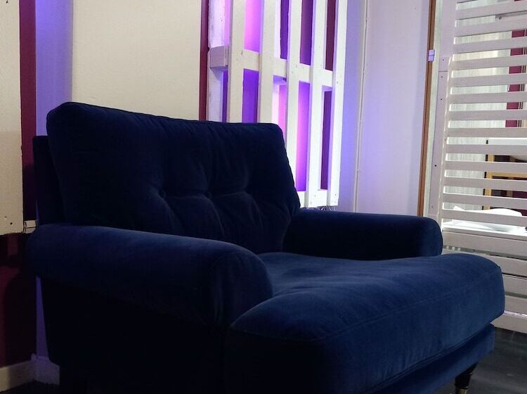 בית מלון כפרי Crafoord Place   Hostel