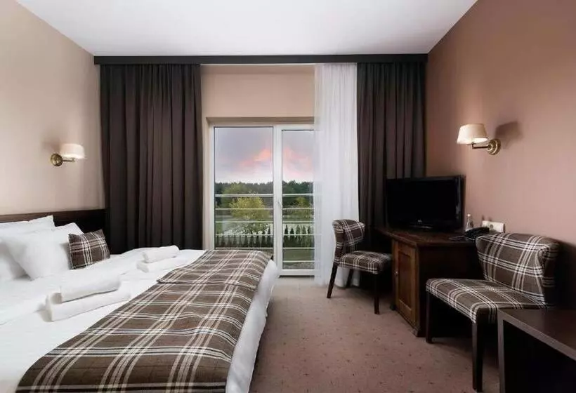 Hotelli The Amber Business & Spa