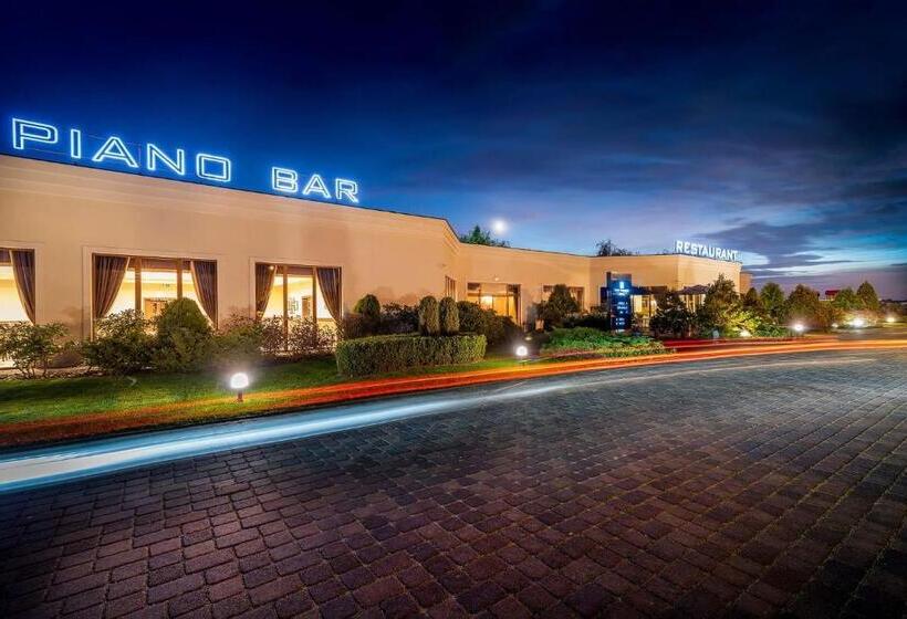 فندق The Amber Business & Spa