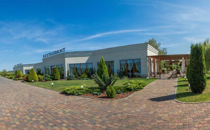 فندق The Amber Business & Spa