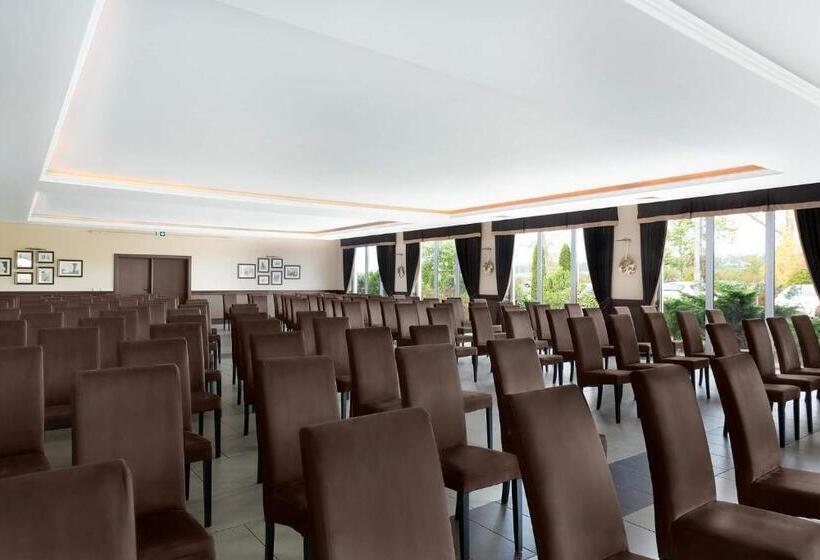 فندق The Amber Business & Spa